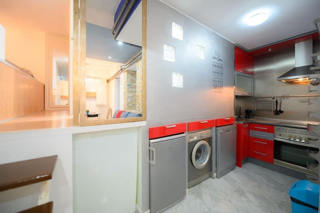Apartamento Encantador Apartamento Temporal Centrico Con Patio Privado Mpe51 Madrid Exterior foto