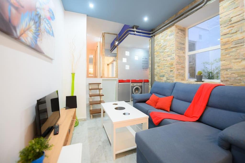 Apartamento Encantador Apartamento Temporal Centrico Con Patio Privado Mpe51 Madrid Exterior foto